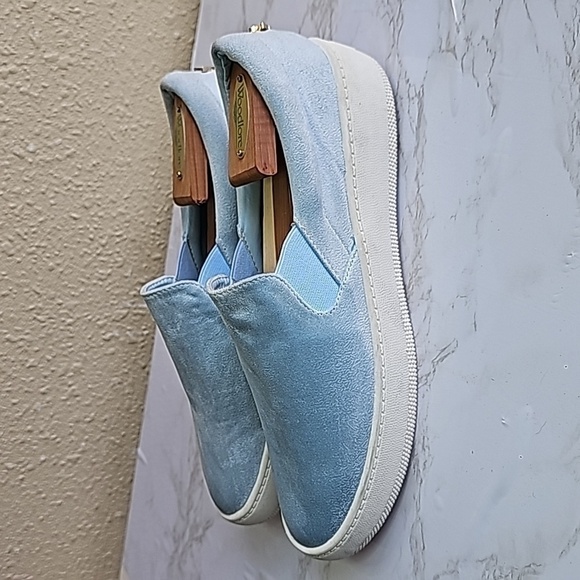 Lulu's Blue Sneakers - Picture 2 of 8